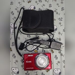 Kodak EasyShare M522 14MP 4x Optical Digital Camera (working)